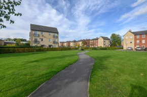 Central Leeds Duplex with Fantastic Canal Views